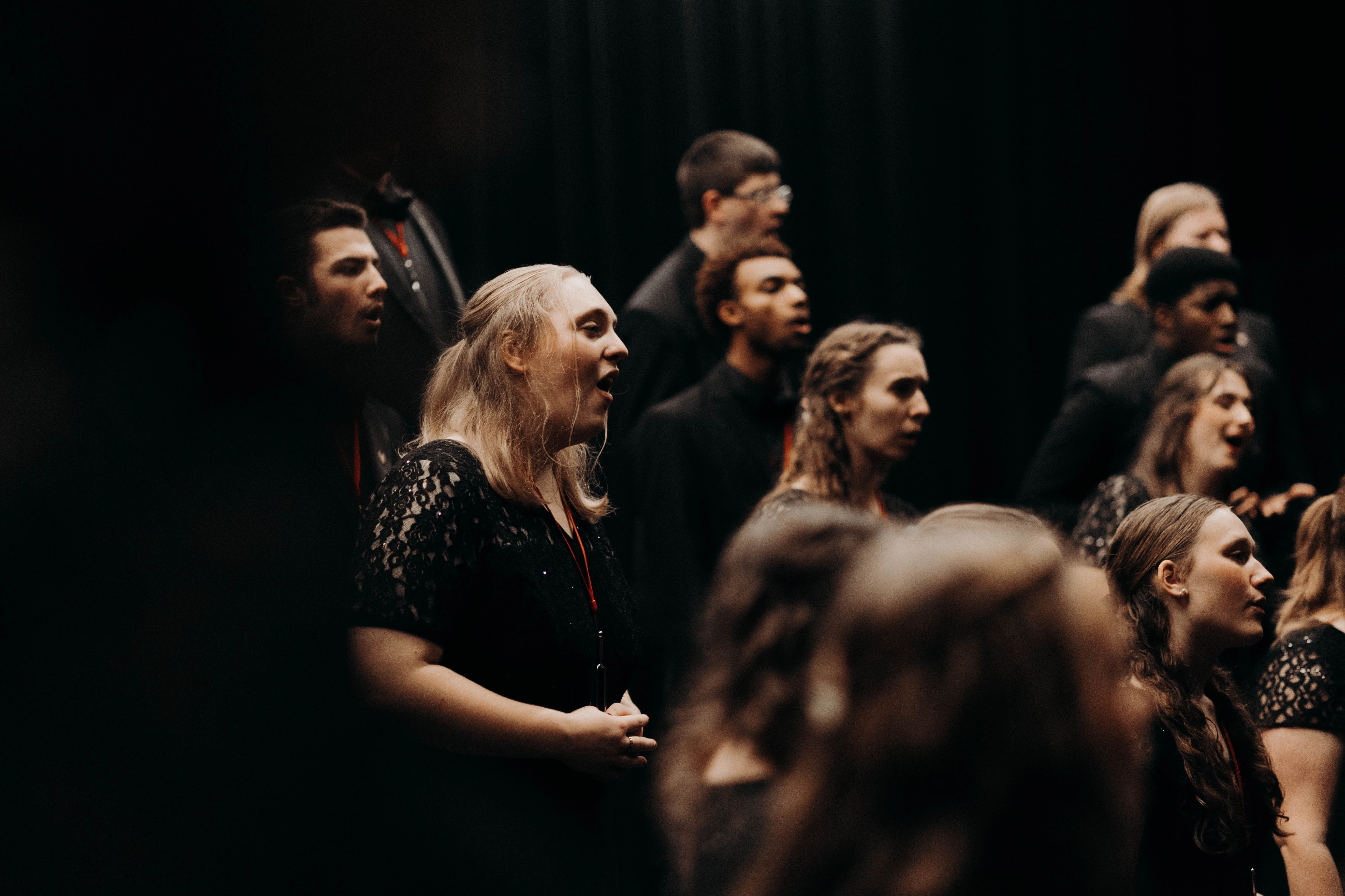 Roberts Wesleyan University Chorale Singing